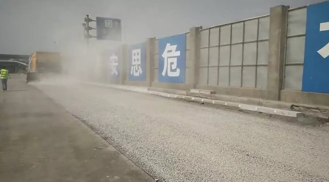 合乐HL8同步车助力西安机场、北京城郊路面建设